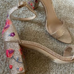 Gold Heels Sandals with Embroidered Flowers